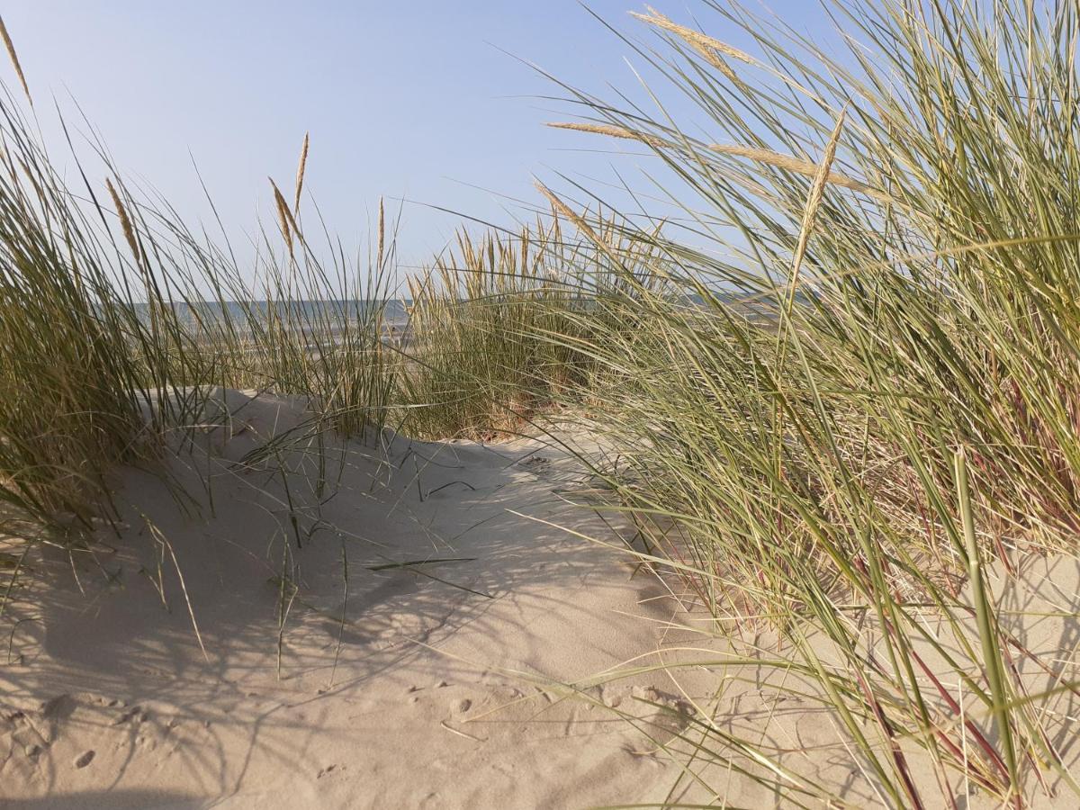 Appartement Avec Vue Superbe Sur La Mer Dunkirk Esterno foto