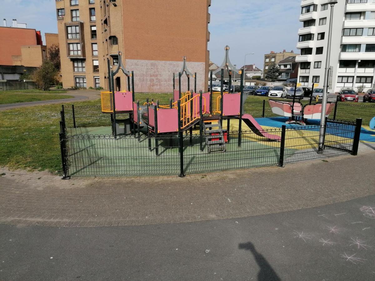Appartement Avec Vue Superbe Sur La Mer Dunkirk Esterno foto